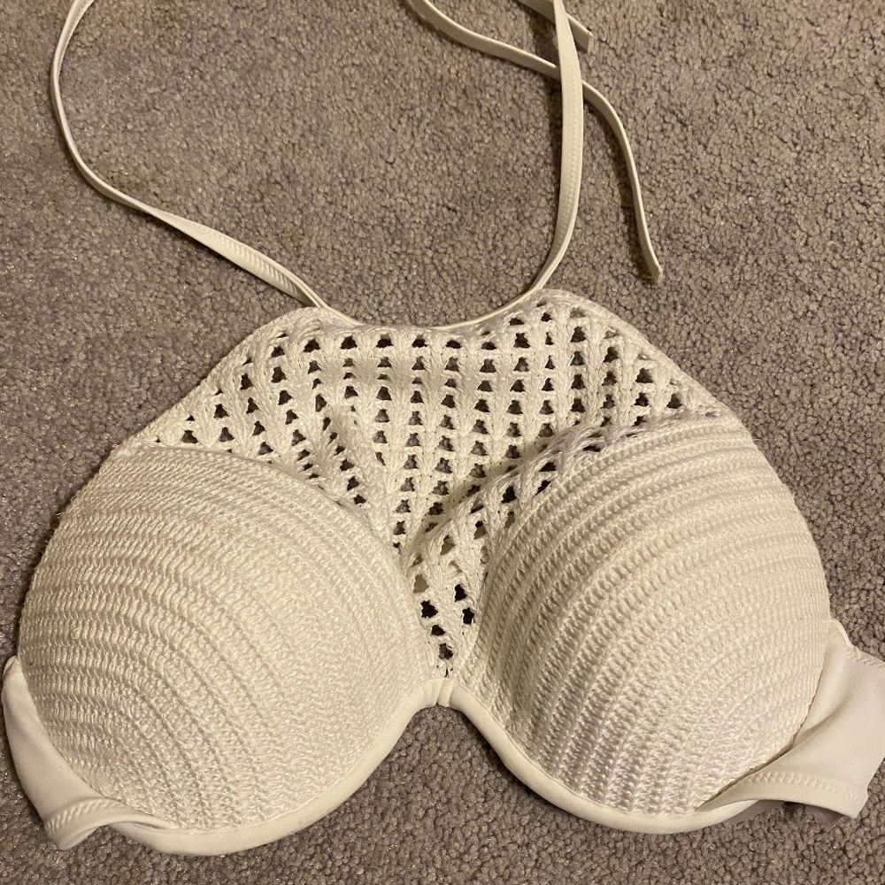 Crochet bikini top